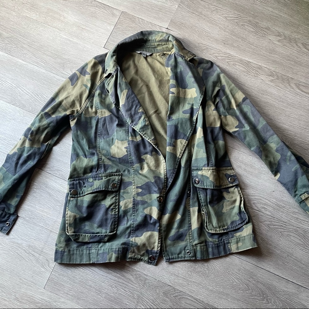 Camouflage utility jacket size S